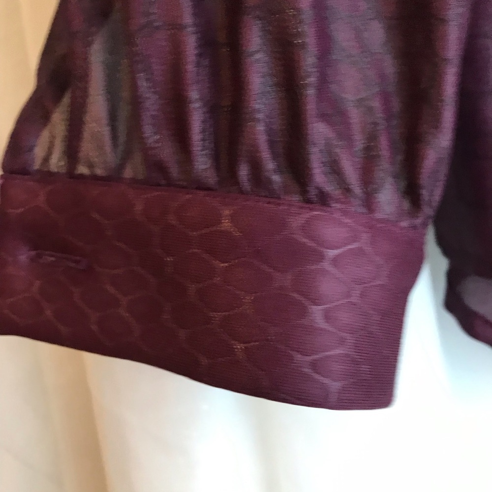 Gianni Bini Purple Sheer Blouse Elegant Lightweight Top - Picture 7 of 12
